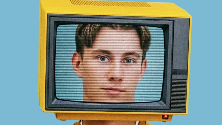 Tegel-winnaar Max Vessies begint podcast over veranderend medialandschap